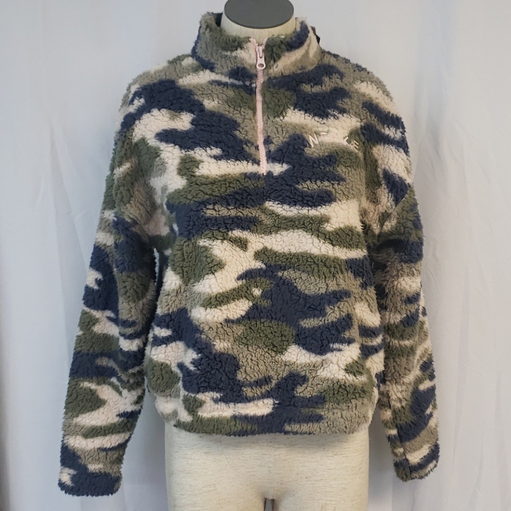 Grayson/Threads Fleece Pullover